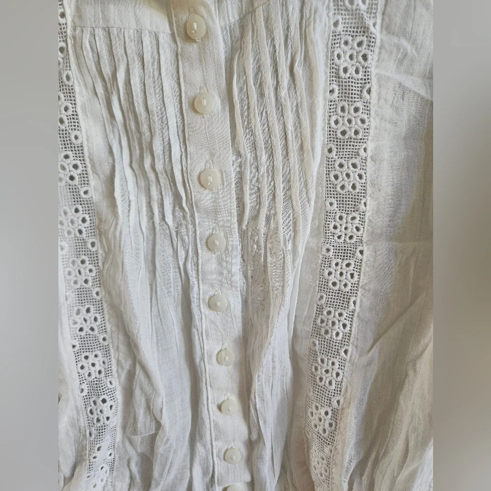 Free People White Lace Top 🤍 - Picture 3 of 12